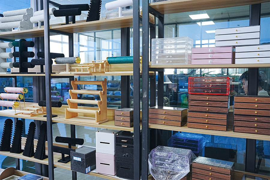 Jinhua Jindong Bozhong Daily Necessities Co., Ltd.